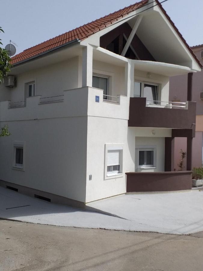 Apartment Yelena Rose West Задар Екстериор снимка