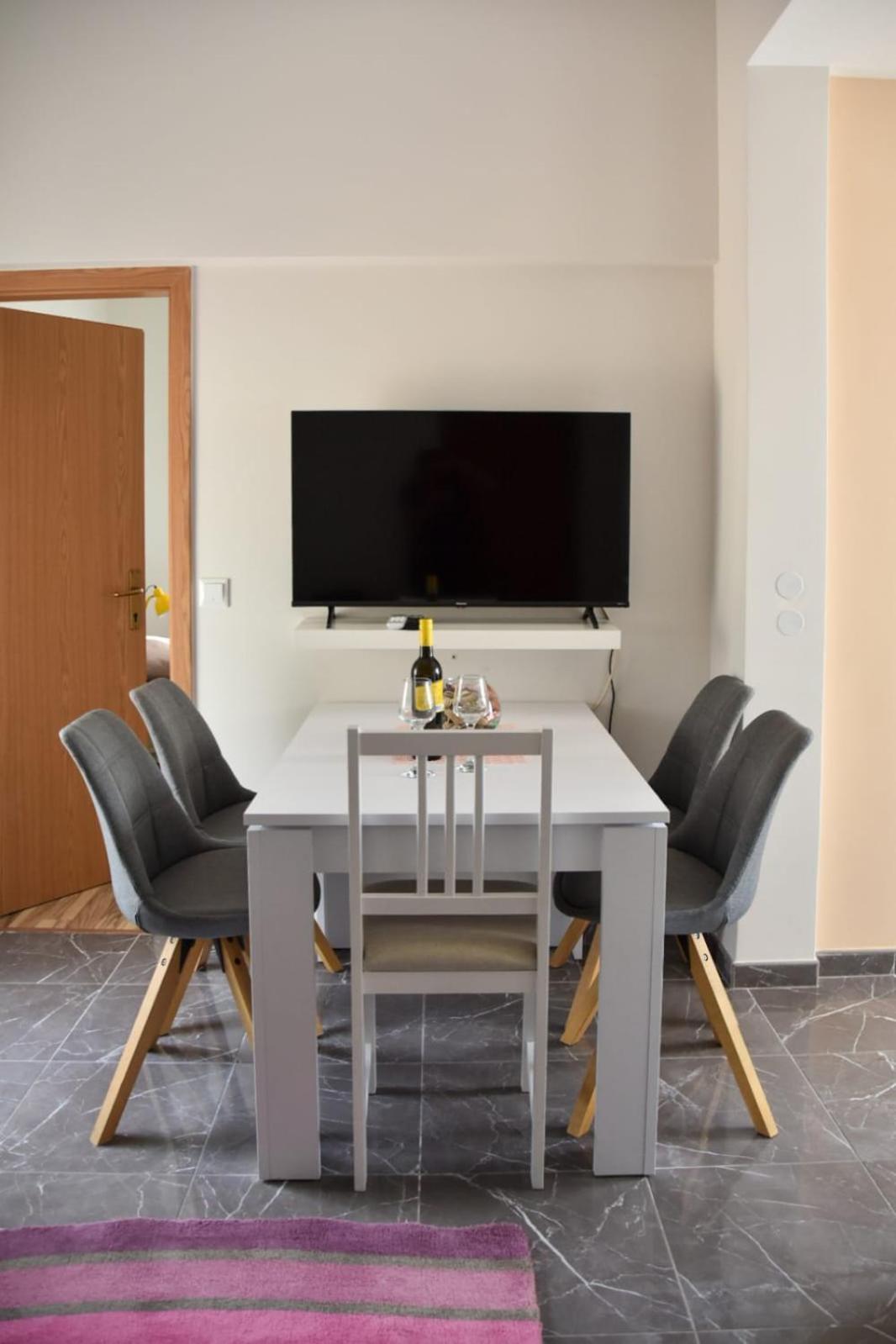 Apartment Yelena Rose West Задар Екстериор снимка
