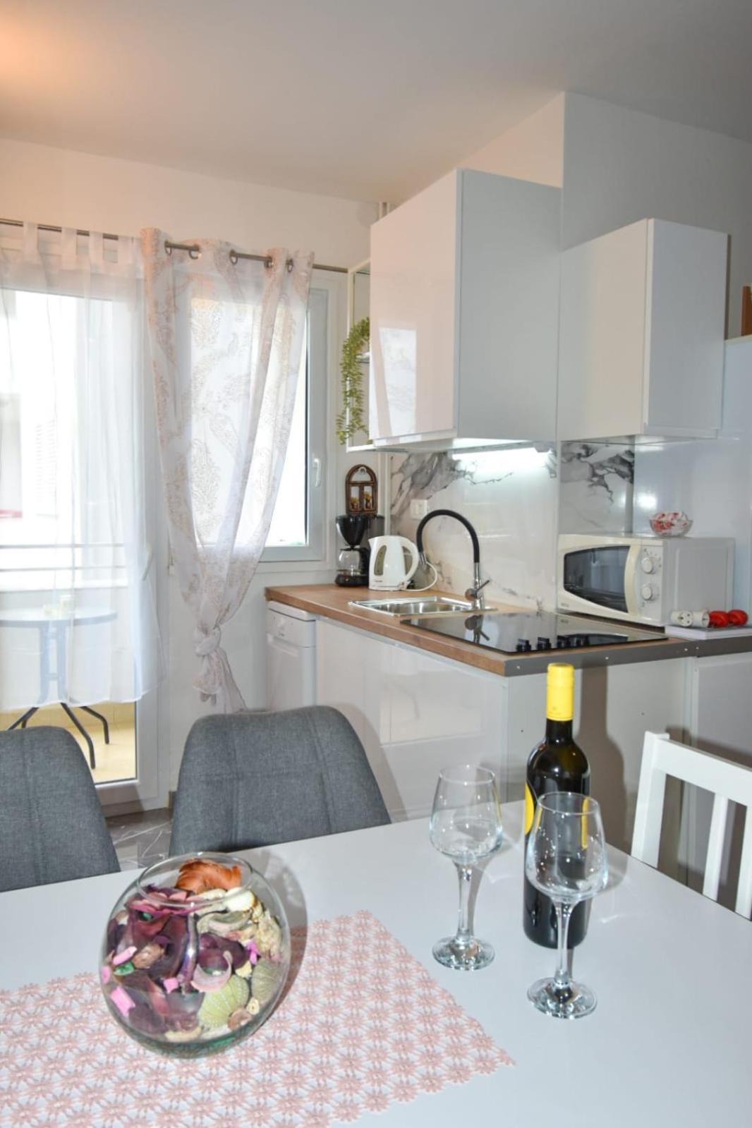 Apartment Yelena Rose West Задар Екстериор снимка