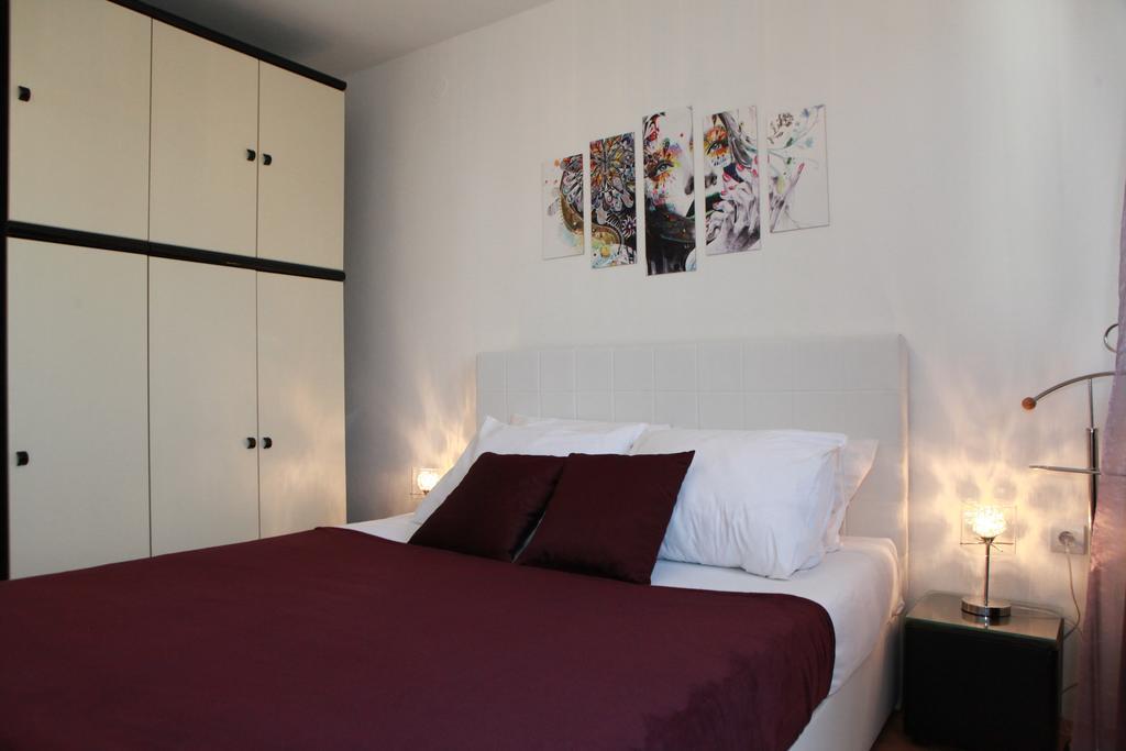 Apartment Yelena Rose West Задар Екстериор снимка