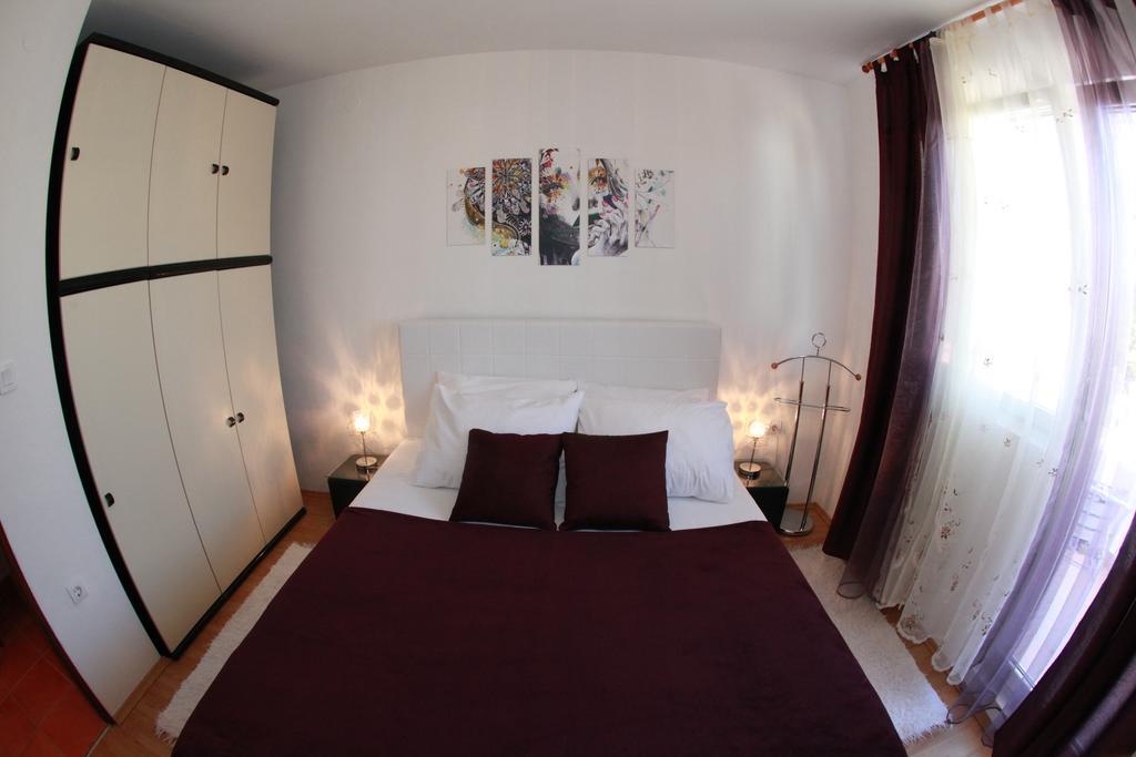 Apartment Yelena Rose West Задар Екстериор снимка
