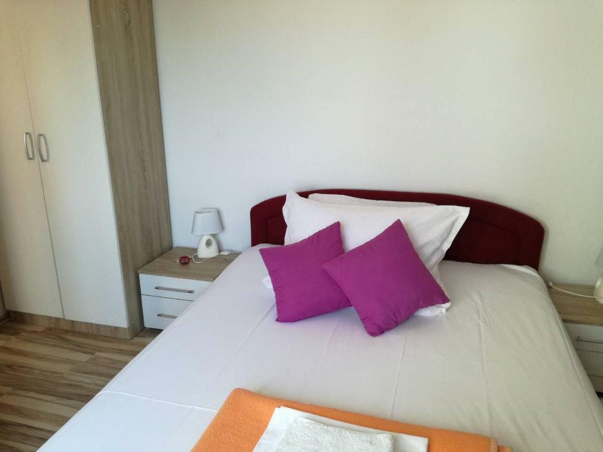 Apartment Yelena Rose West Задар Екстериор снимка